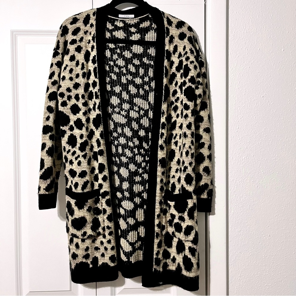Dex Giraffe Cardigan